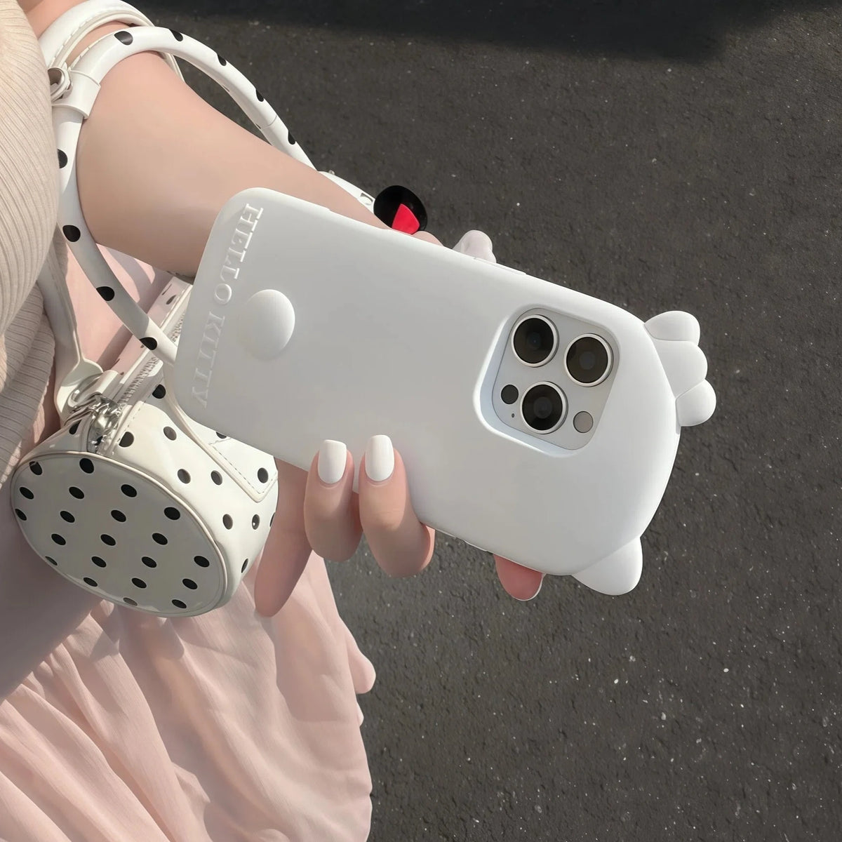 Korean INS Back View Hello Kitty Phone Case For iPhone 12 13 14 15 16 17 Pro Max Plus 17 Pro Shockproof Soft Silicone Back Cover